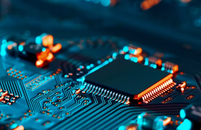 ELECTRONIQUE ET INFORMATIQUE INDUSTRIELLE